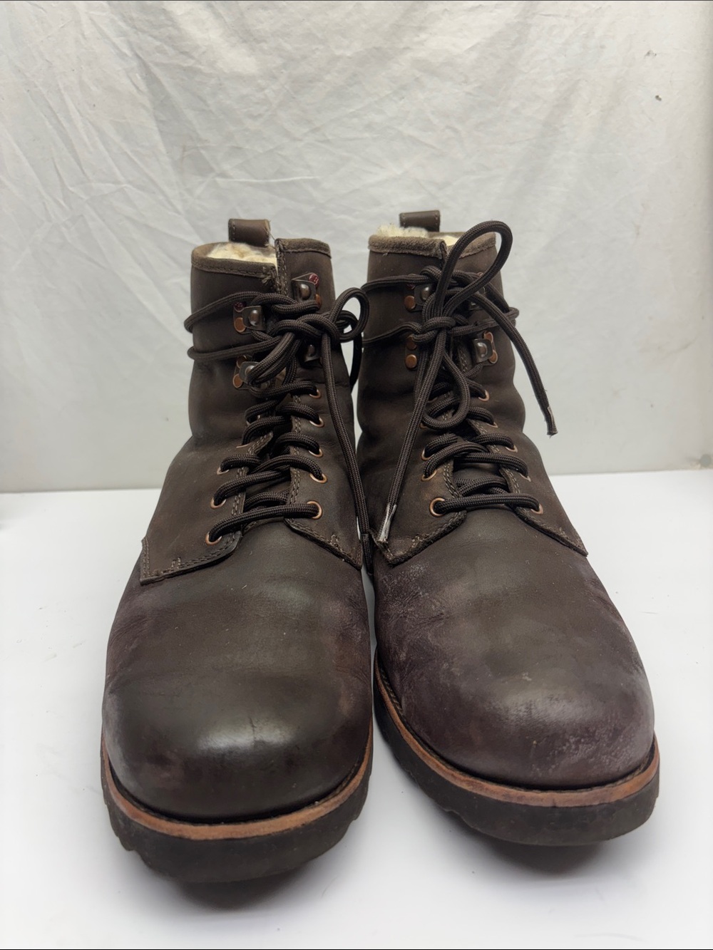 UGG Men's Brown Leather Lace-Up Work Boots, SZ 10, box 76